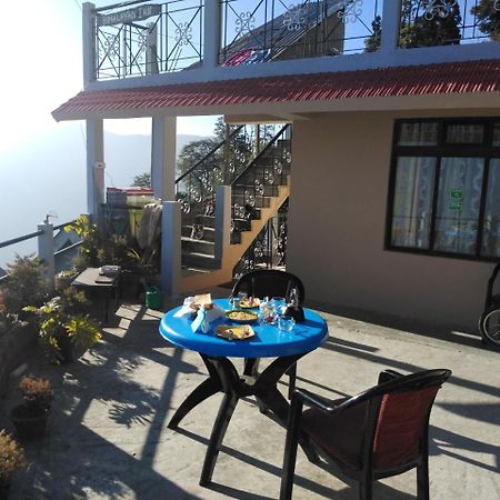 Himalayan Inn Homestay ダージリン エクステリア 写真