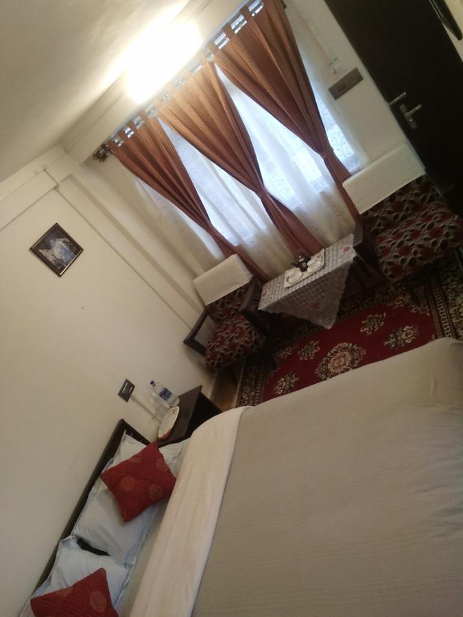Himalayan Inn Homestay ダージリン エクステリア 写真