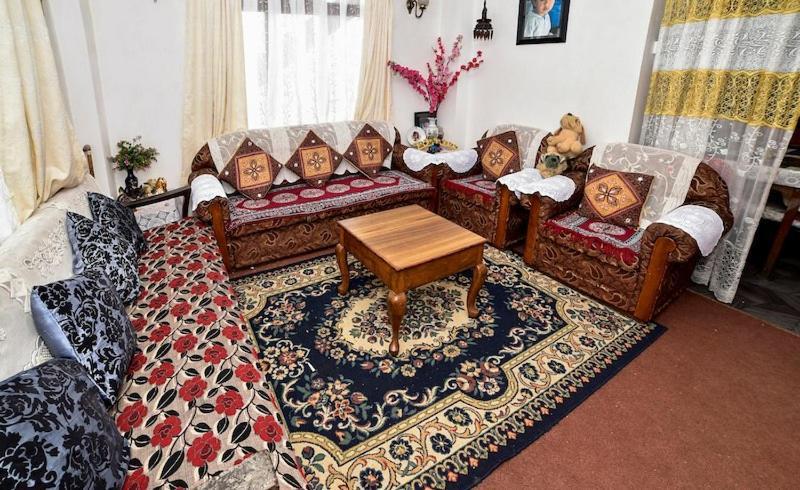 Himalayan Inn Homestay ダージリン エクステリア 写真